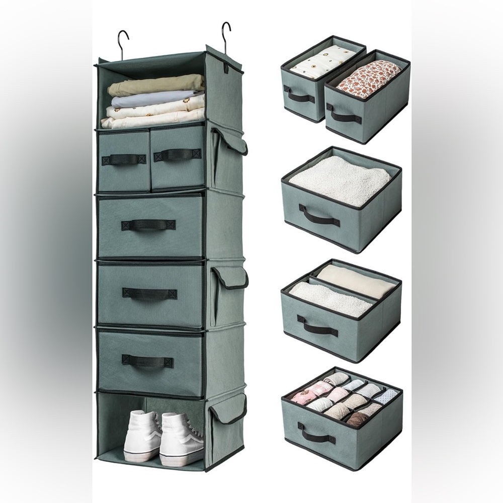 Hanging closet organizer
